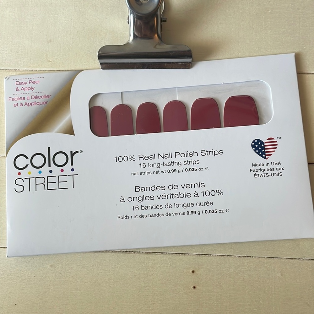 Color street Munich Mulberry